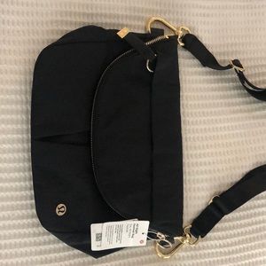 Lululemon all night festival bag